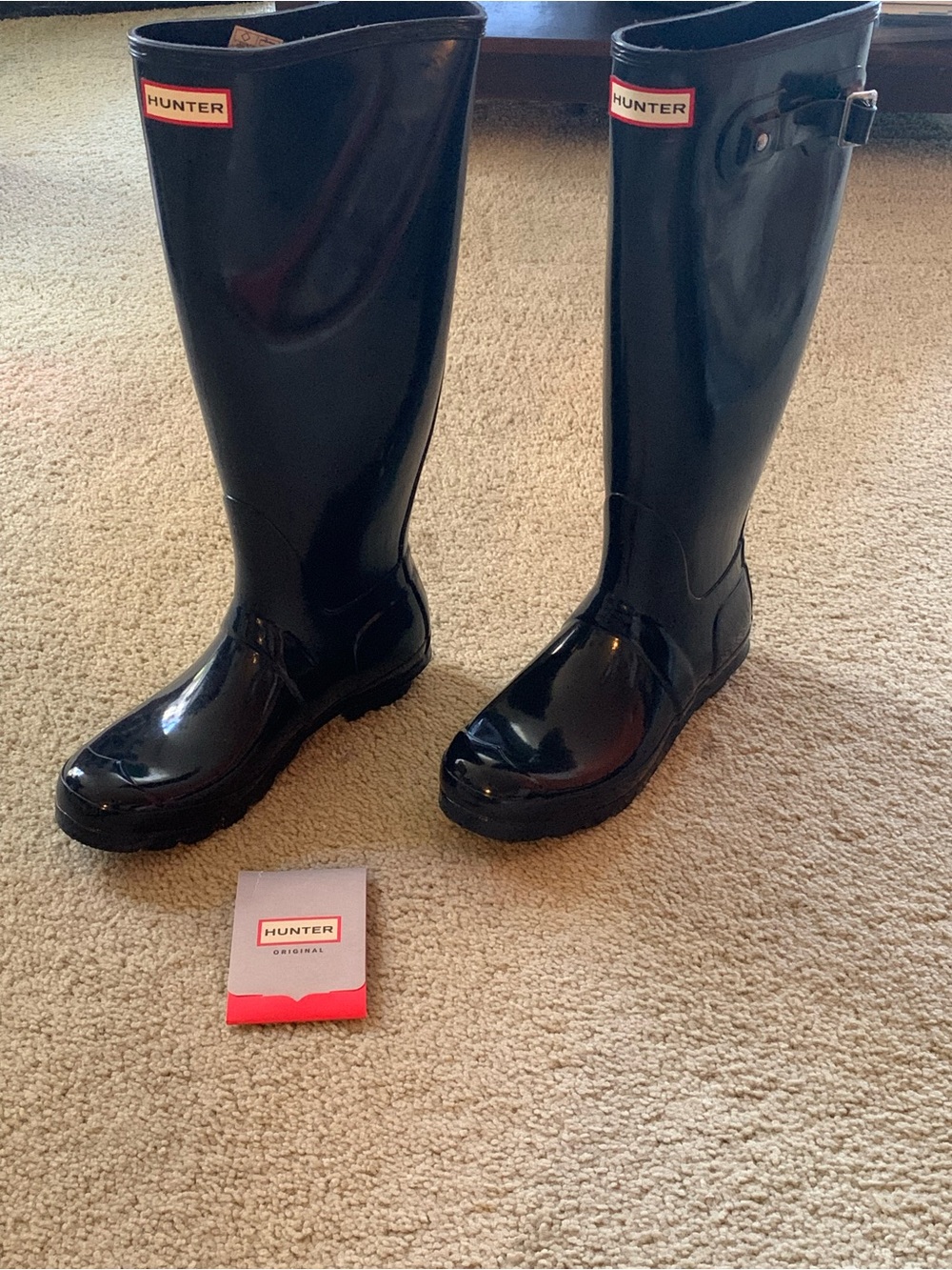 Hunter Tall Gloss Rain Boots in Navy